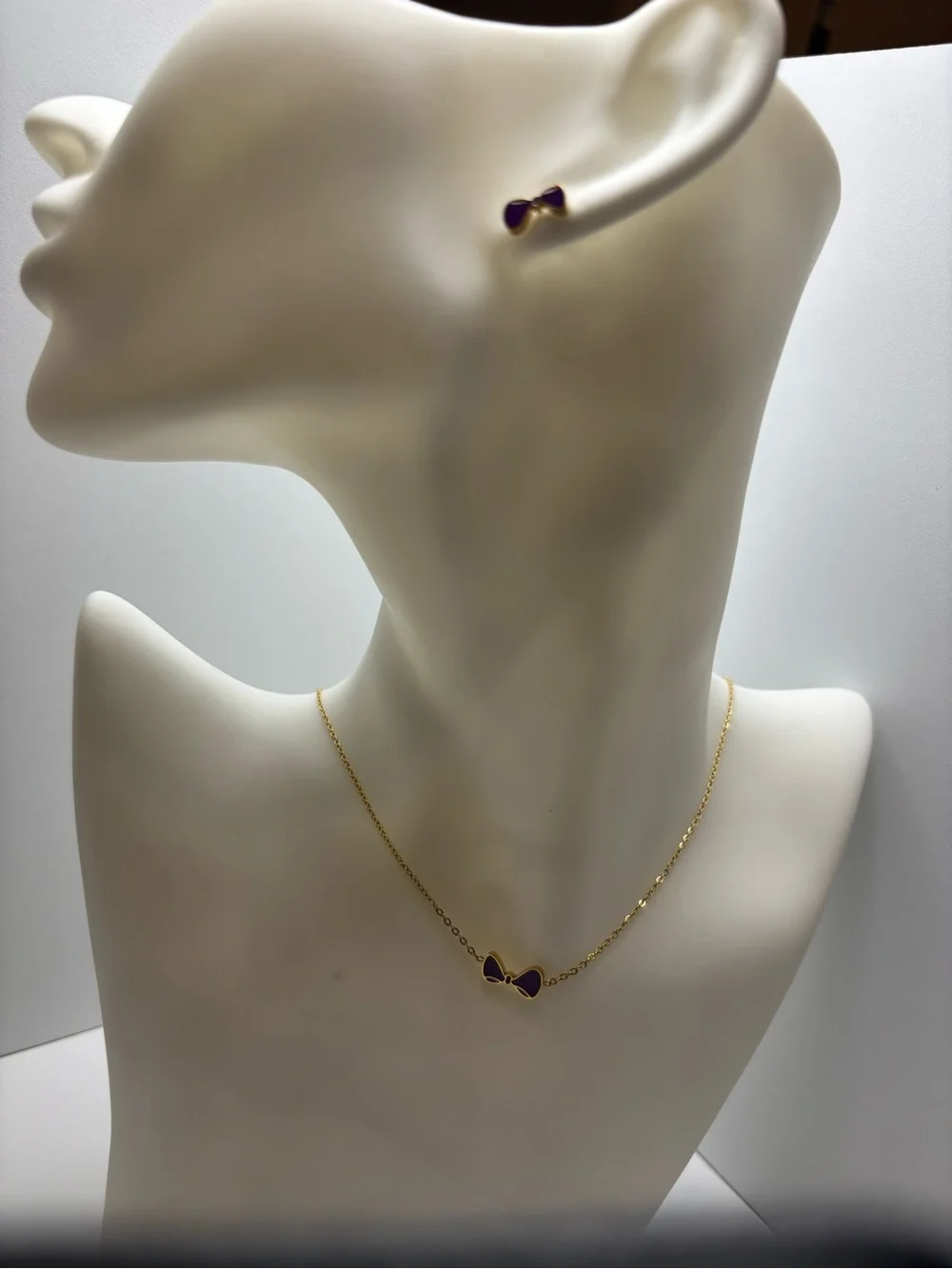 Gold Tone Purple Bow Necklace and Stud Earrings Set